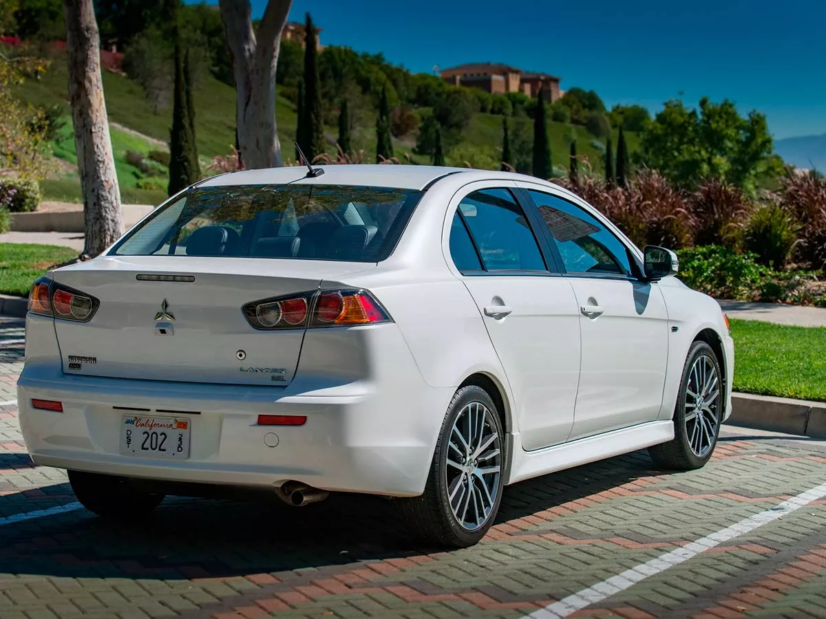 Mitsubishi Lancer