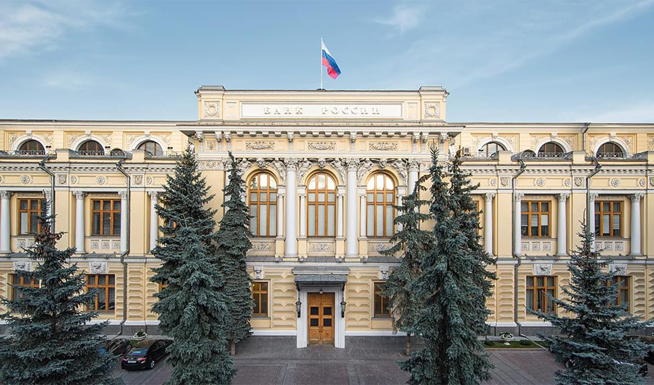 ЦБ снизил ключевую ставку до 18%: что это значит для экономики и авторынка