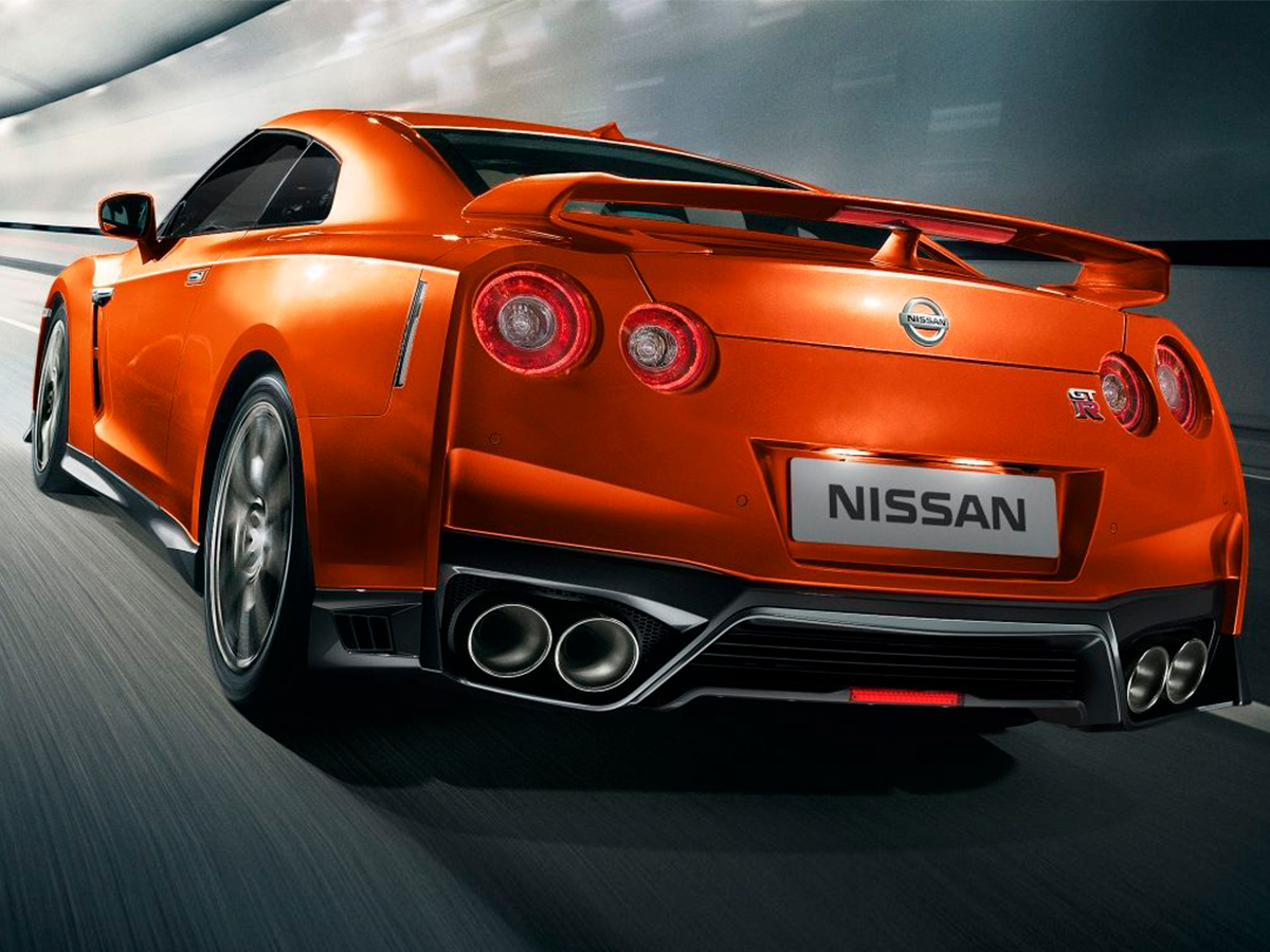 Nissan GT-R