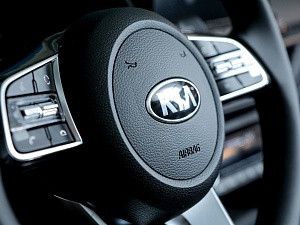 Kia Cerato Luxe 2.0 AT