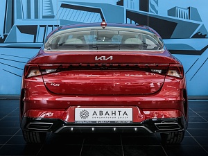 Kia K5 Luxe 2.0 AT