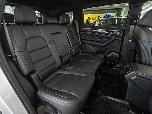 Dongfeng DFSK ix7 Premium 2.0 AT White