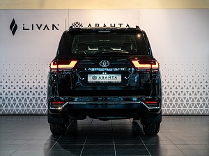 Toyota Land Cruiser 300 ZX (7 мест) 3.4 AT