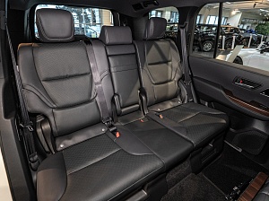 Toyota Land Cruiser 300 VX+ (7 мест) 3.4 AT