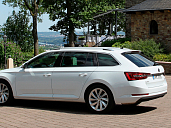 Skoda Superb Combi