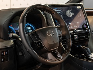 Toyota Alphard Executive Lounge 2.5 CVT